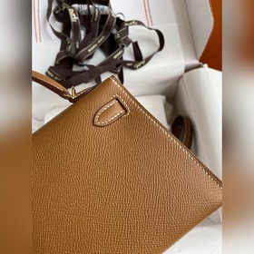 В наличии： Ручная работа, второе поколение Mini Kelly 19 см, импо