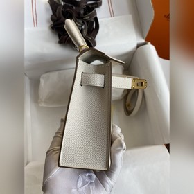 В наличии： Ручная работа, второе поколение Mini Kelly 19 см, импо