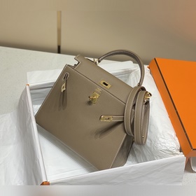 Ручная работа из восковой нити    В наше время Hermès вышел з