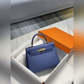 Ручная работа из восковой нити    Маджента В наше время Hermès