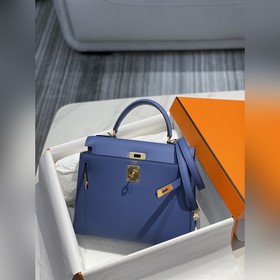 Ручная работа из восковой нити    Маджента В наше время Hermès