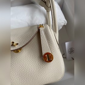 Мини Линди 19 см, оригинальная кожа TC [молочный белый] Золотая з