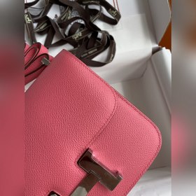 В наличии： Kang Small 19 см, импортная кожа Epsom, розовый цвет, 