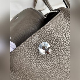 Мини Линди 19 см, оригинальная кожа TC [серый цвет] Серебряная за