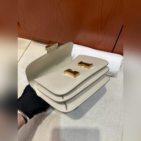【Молочный коктейль белый】 Золотая застежка, серебряная застежка —