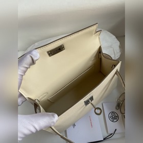 Mini Kelly второго поколения, 19 см, импортная кожа Epsom, молочн