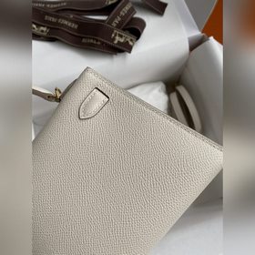 Mini Kelly второго поколения, 19 см, импортная кожа Epsom, молочн