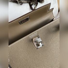 Mini Kelly второго поколения, 19 см, импортная кожа Epsom, цвет «