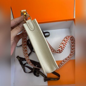 Фотография реального товара. Evelyn Milkshake Platinum Buckle, по