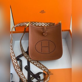 Фотография реального товара. Evelyn Gold Brown Gold Buckle, полур