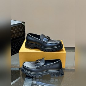 LV Louis Vuitton Baroque — модная ретро-модель для мужчин, туфли-