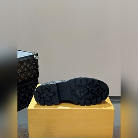 LV Louis Vuitton Baroque — модная ретро-модель для мужчин, туфли-