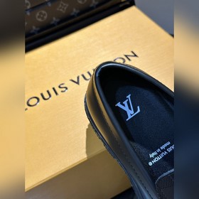 LV Louis Vuitton Baroque — модная ретро-модель для мужчин, туфли-