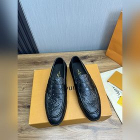 LV. Новые высококачественные кожаные туфли для бизнеса и повседне