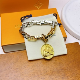 Браслет Louis Vuitton Оригинальный товар, новая модель из бутика,