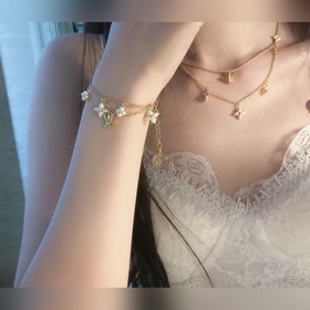 【Версия Seiko】 Браслет с буквами Louis Vuitton, выполненный в тра