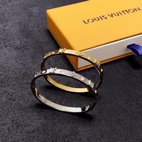 Браслет с буквами LV и бриллиантами Louis Vuitton Louis Vuitton с