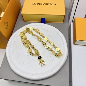 Ожерелье Louis Vuitton Оригинальный товар, новая модель из бутика