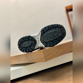 Lv Luxury Новая модель ботинок DISCOVERY, Эти ботинки LV Discover