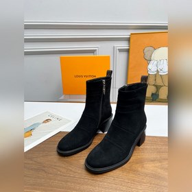 Louis Vuitton Луи Виттен, новейшая модель осень-зима 2025, высоко
