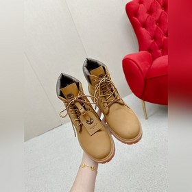 LV представляет совместную коллекцию прочных ботинок Martin. Loui