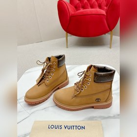 LV представляет совместную коллекцию прочных ботинок Martin. Loui