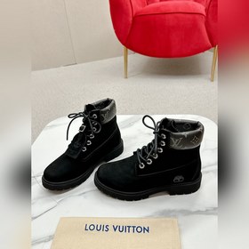 LV представляет совместную коллекцию прочных ботинок Martin. LV x