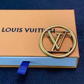 Новая ретро-брошь из золота от Louis Vuitton — это украшение, кот
