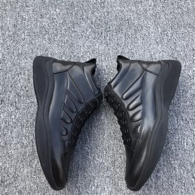 Prada/Prada Кожаные ботинки на шнурках. Эти кожаные ботинки вопло