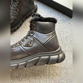 Prada/Прада Новые мужские высокие кроссовкиз овечьей кожи Верх из