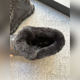Prada/Прада Новые мужские высокие кроссовкиз овечьей кожи Верх из