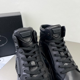 Prada/Prada PRAX Черные высокие кроссовкиз кожи с амортизирующей 