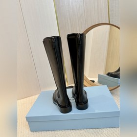 2025 PRADA высшего качества Вышли высокие мотоциклетные сапоги, 
