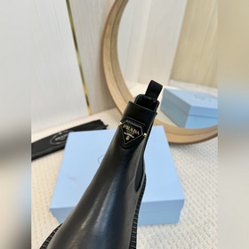 2025 PRADA высшего качества Вышли высокие мотоциклетные сапоги, 