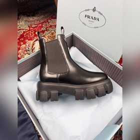 PRADA ПРАДА Ботинки на толстой подошве с карманами треугольным ло