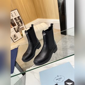Топ-2025SSS представляет новую коллекцию ботинок Prada. Модель «Н