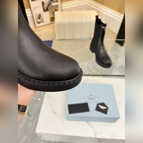 Топ-2025SSS представляет новую коллекцию ботинок Prada. Модель «Н