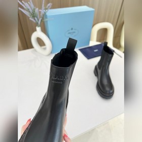 Prada 2025WA Осень-Зима Новые модели классических ботинок Martin,