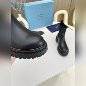 Prada 2025WA Осень-Зима Новые модели классических ботинок Martin,
