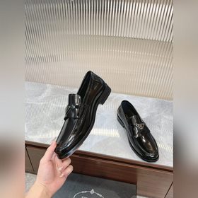 Prada – высококачественные мужские кожаные туфли для повседневной