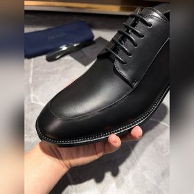 Мужские кожаные туфли PRADA, импортный товар, материал： кожа высш