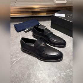 Мужские кожаные туфли PRADA, импортные, материал： кожа десять бык