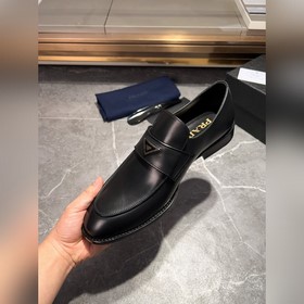 Мужские кожаные туфли PRADA, импортные, материал： кожа десять бык