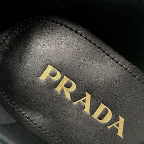 Prada/Prada Классические мужские кожаные туфли на пружине для дел