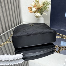 Сумка через плечо из серии Vintage 1BD645 Эта сумка в стиле вин