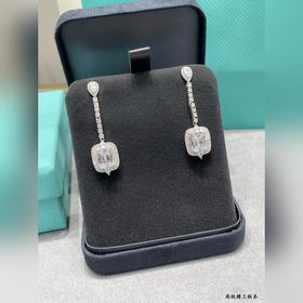 9 2 5 9780170 Белые бриллиантовые серьги Tiffany. Для торжественн
