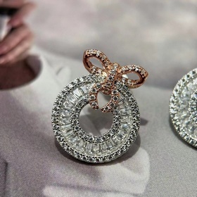 Новый товар Сережки с кодом В оригинальной упаковке Tiffany Сер