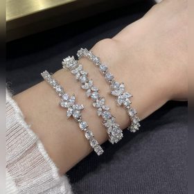 9 2 5 5140410 Браслет Tiffany с бриллиантами в форме «кобылиного