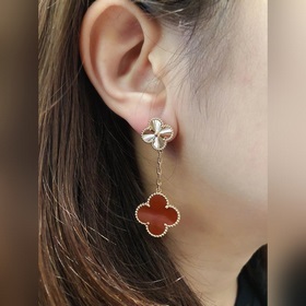-Изображение витрины, изображение на модели -Van Cleef & Arpe