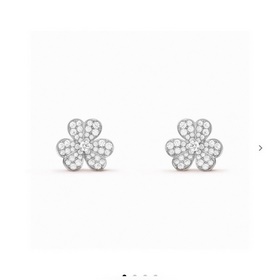 Оригинальная версия Frivole серии Van Cleef & Arpels. Серьги-